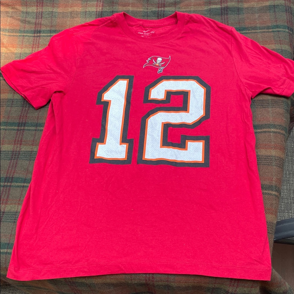 Nike Tampa Buccaneers Brady 12 T Shirt GOAT NFL Official Sz M excellent!